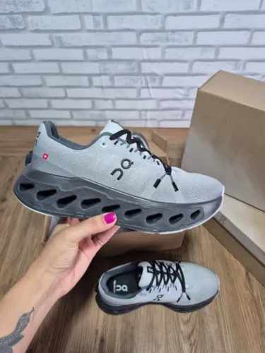 Tênis On Running Cloudtilt Cor: Cinza Masculino Importado - Disponível 38 AO 43