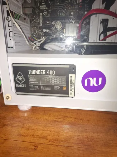 Vendo fonte da mancer thunder 400w ler descrição