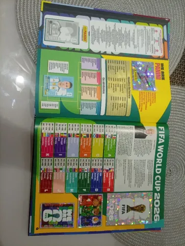 Álbum da copa completo.
