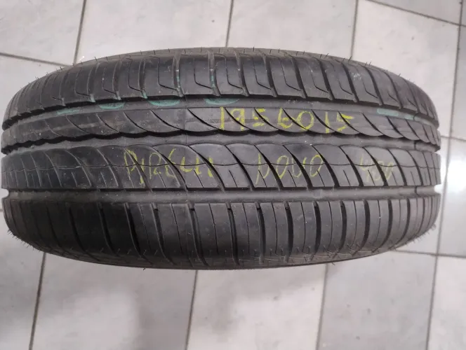 Pneu 195/60R15 Pirelli