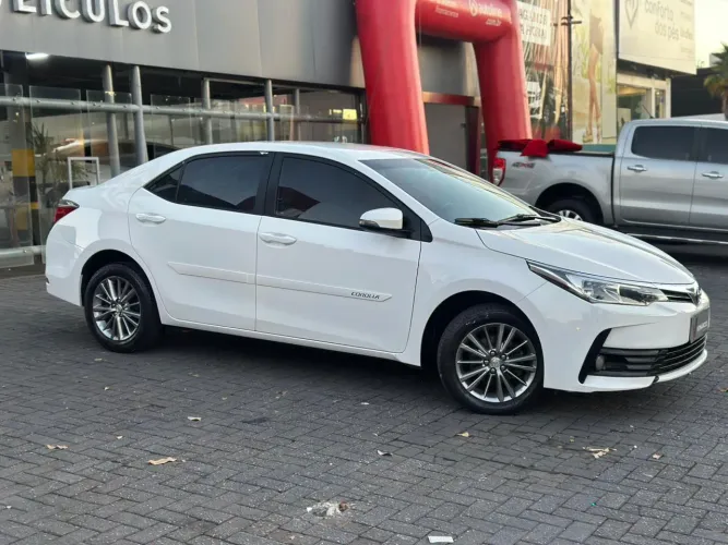 Toyota Corolla GLI 1.8 Flex 16V Mec. 2019