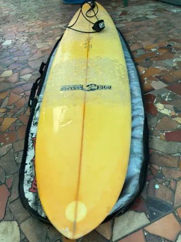 Prancha de Surf Rod Shapes + Capa