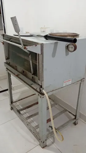 FORNO INDUSTRIAL PARA PIZZA , BOLOS E SALGADOS 