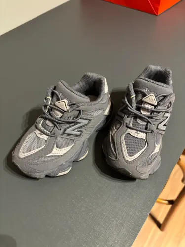 Tênis infantil New Balance 9060