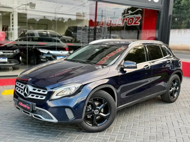 Mercedes-Benz GLA 200 Adv. 1.6/1.6 TB 16V Flex Aut. 2018