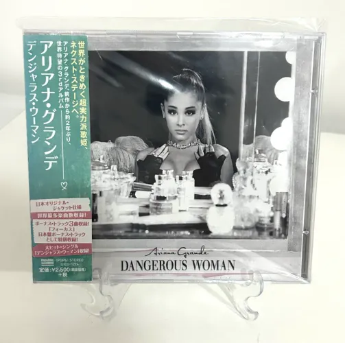 CD Ariana Grande Dangerous Woman Japonês