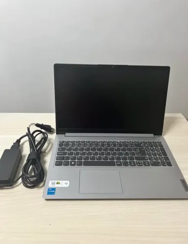 NOTEBOOK LENOVO - CORE i3 12°th | 8GB | SSD NVMe 256GB