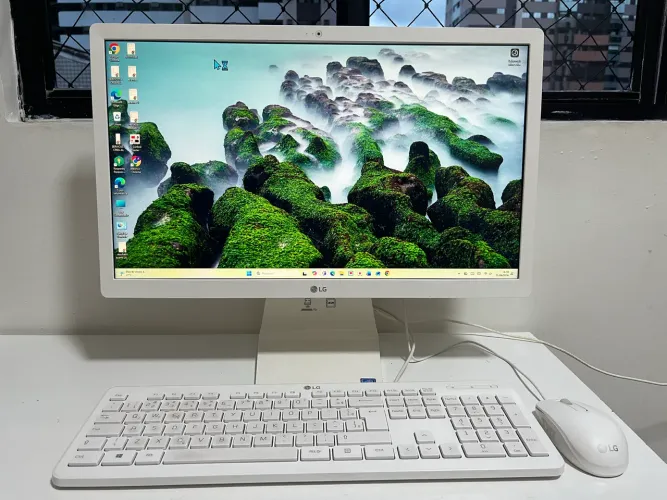 Computador LG All in One Celeron N4100 4GB