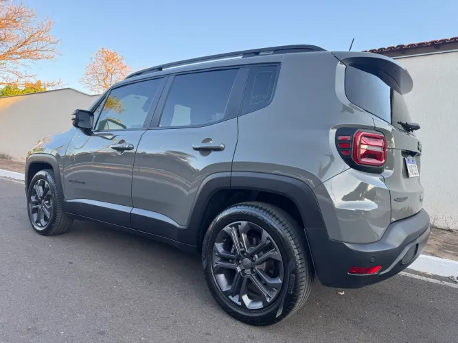 Jeep Renegade Long. T270 1.3 TB 4X2 Flex Aut. 2026