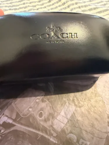 Óculos de Sol Coach Original - Modelo HC8415U (CW421) - Completo