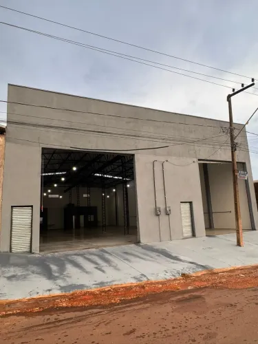 Pavilhão/Galpão para alugar na Av. Silvino Santis Imperatriz/MA