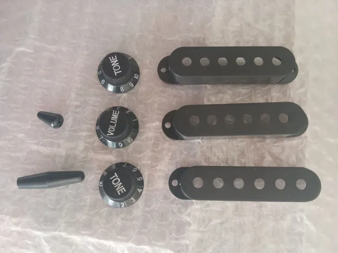 Kit knobs estrato preto novos