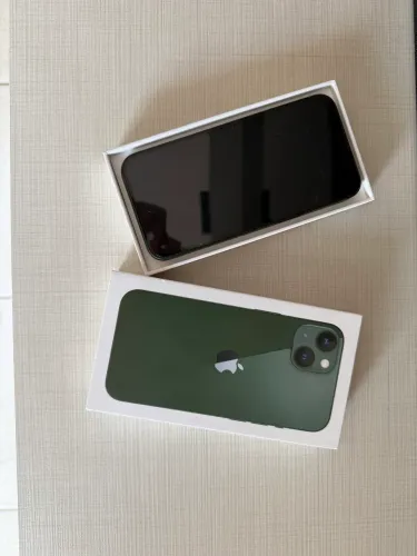 iPhone 13 256GB - Excelente estado | Sem marcas de uso