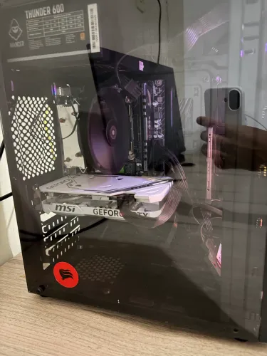 PC gamer RTX4060