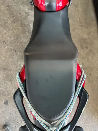 Vendo moto muito nova