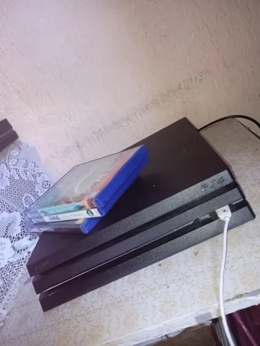 PS4 Pro 1TB 