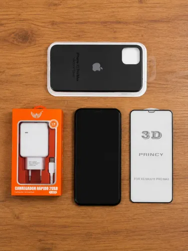 Iphone 11 Pro Max 256GB + Capa, película e carregador.