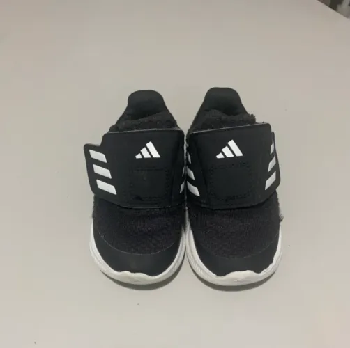 Tênis Adidas Bebê
