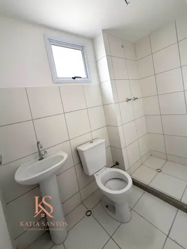 Dom Jaraguá  Apartamento de 38m² com 2 Dormitórios e Varanda em Condomínio Clube