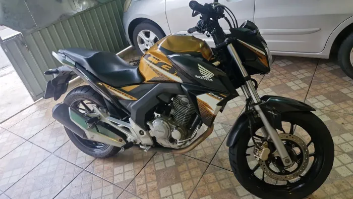 CB twister 250f 