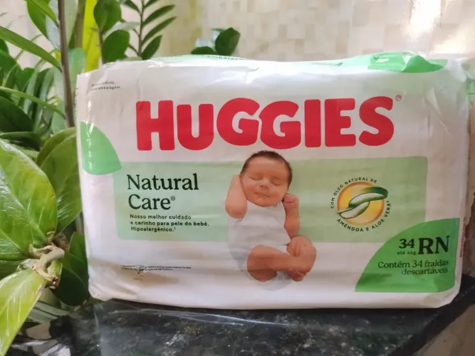 Fralda Huggies natural care RN