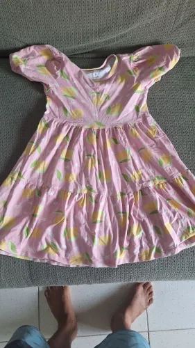 Roupa infantil de menina
