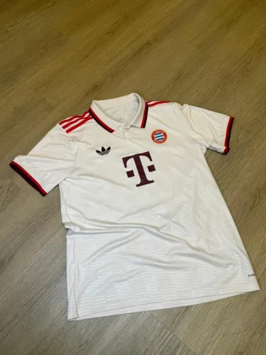 Camisa Bayern de Munique musiala G