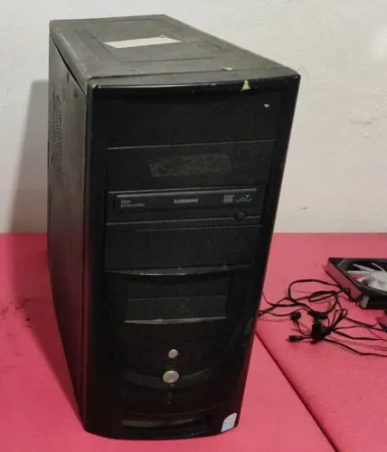 Pc Celeron com monitor placa 775 (avaiado)