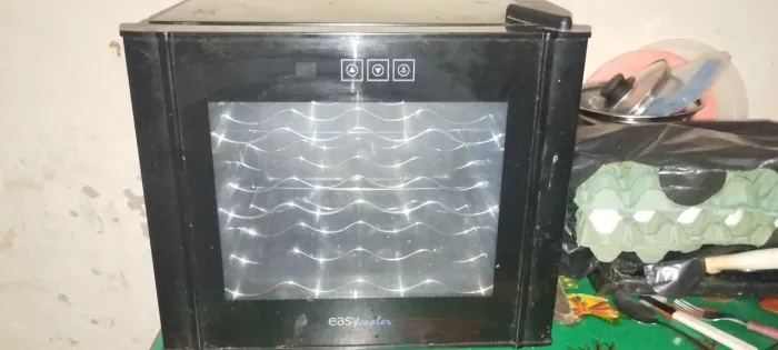 Vende-se adega, easycooler 