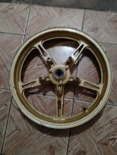 Roda dianteira da cb 300