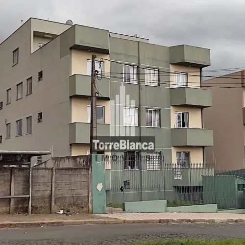 Apartamento com 3 dormitórios à venda no Centro