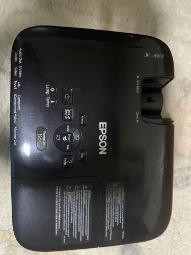 Projetor Epson PowerLite S8+ 2500 lumens para vender rápido