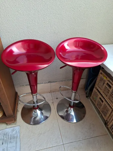Banquetas giratórias