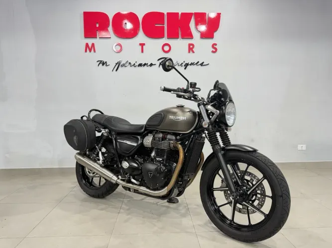 Triumph STREET TWIN 900cc