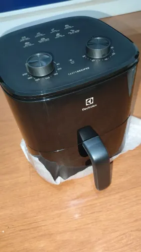 Airfryer Electrolux Rita Lobo