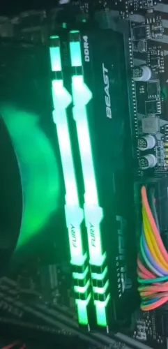 2 Memória Ram Kingston Fury 32gb Ddr4 3200mhz Kf432c16bba/32  RGB 2 x 32 gb ddr4 3.200mhz 