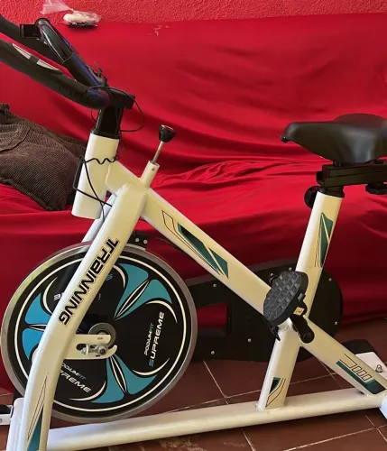 Bicicleta de Spinning PodiumFit Supreme ? R$ 500