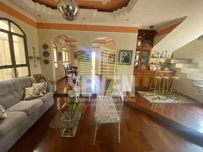 Casa com 4 dormitórios à venda, 152 m² por R$ 950.000,00 - Jardim América - Bauru/SP