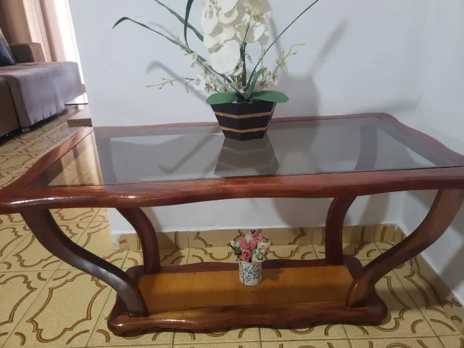 Vendo mesa de centro Linda de Madeira Porangatu