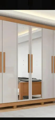 Vendo guarda-roupa casal