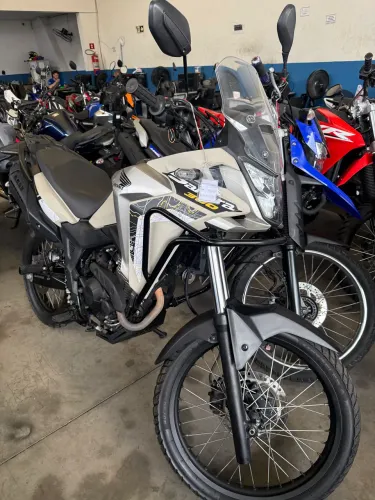 HONDA SAHARA 300 2025