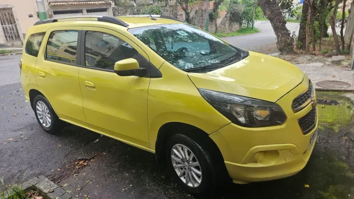 Chevrolet Spin LT 1.8 8V Econo.flex 5P Mec. 2016