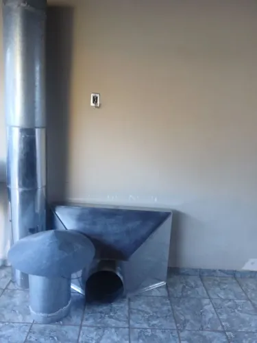 Vendo coifa completa com tubulação e motor
