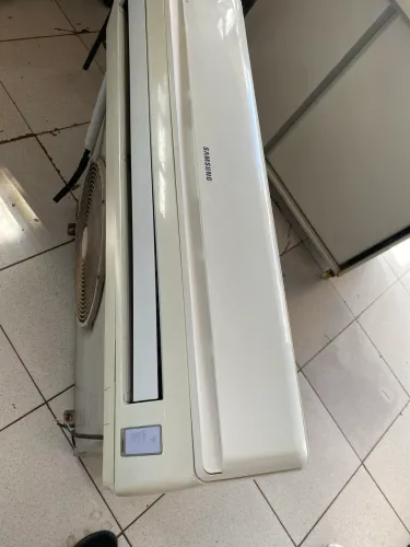 Ar-condicionado Samsung Split 24.000 BTUs - Funcionando perfeitamente