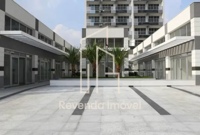 Conj. Comercial no Jardim Hebrom
