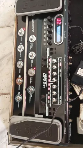 Pedaleira zoom g9.2t