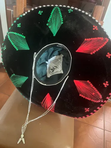 Sombrero Mexicano Original com as cores da Bandeira do México , NOVO
