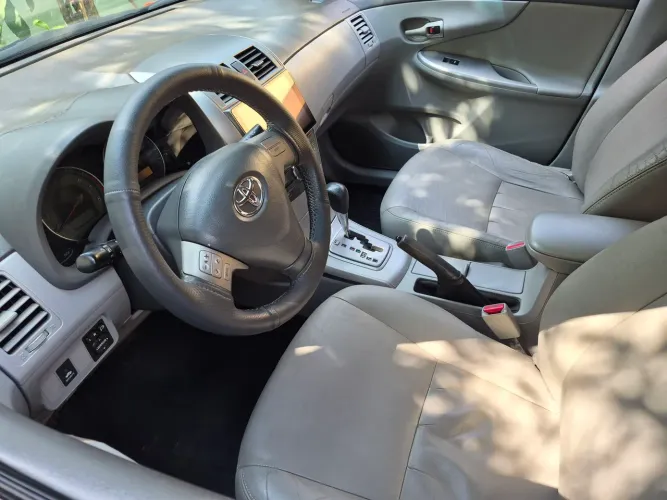 Toyota Corolla XEI 1.8/1.8 Flex 16V Aut. 2010