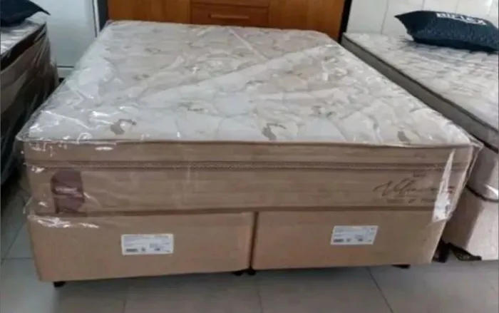 Cama box Queen molas ensacadas confort