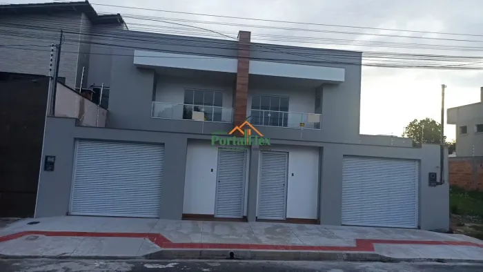 Casa à locação em Morada de Laranjeiras - Serra/ES